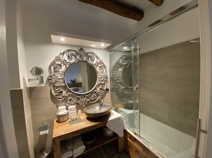 Bathroom 5, Hotel Mas Carreras 1846, Girona