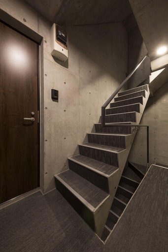 Others 5, A2  Maison Philippe Shitaya 201, Taitō