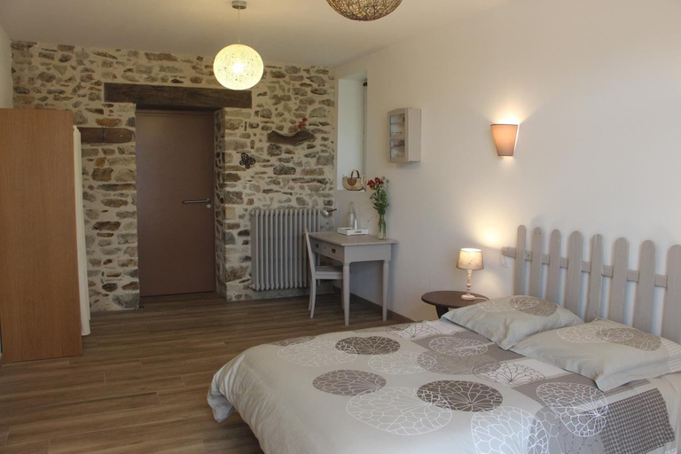Bedroom 4, Aux Bonnes Herbes, Ille-et-Vilaine