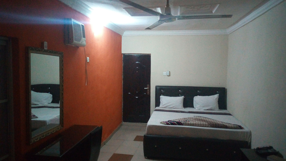 Bedroom 2, Paris Tower Hotel, IbadanSouth-West