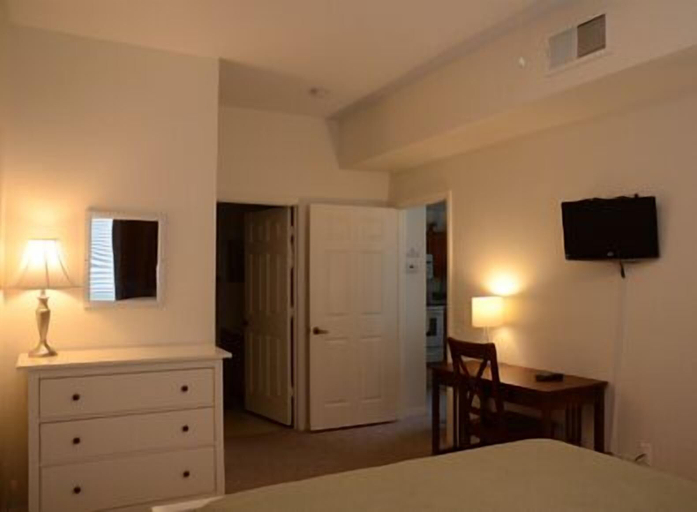 Bedroom 3, Peek A Boo, Osceola