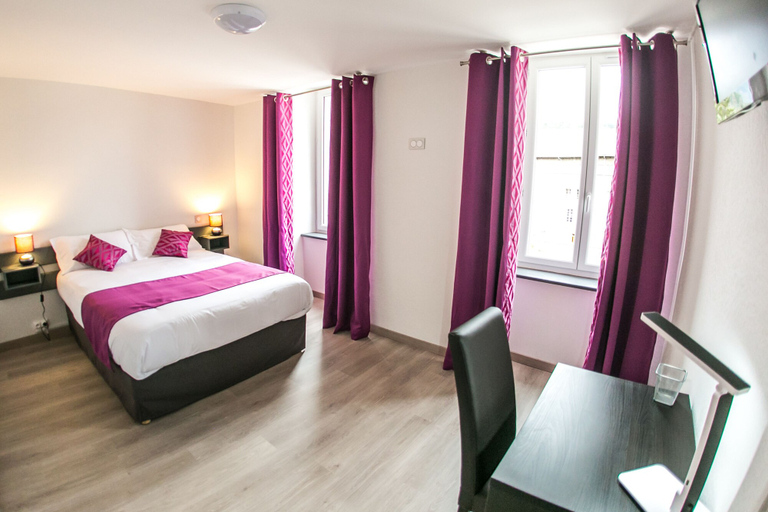 Bedroom 3, Grand Hotel de France, Lozère
