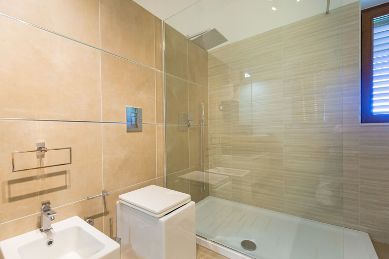 Bathroom 4, Villa Isanda, Dubrovnik