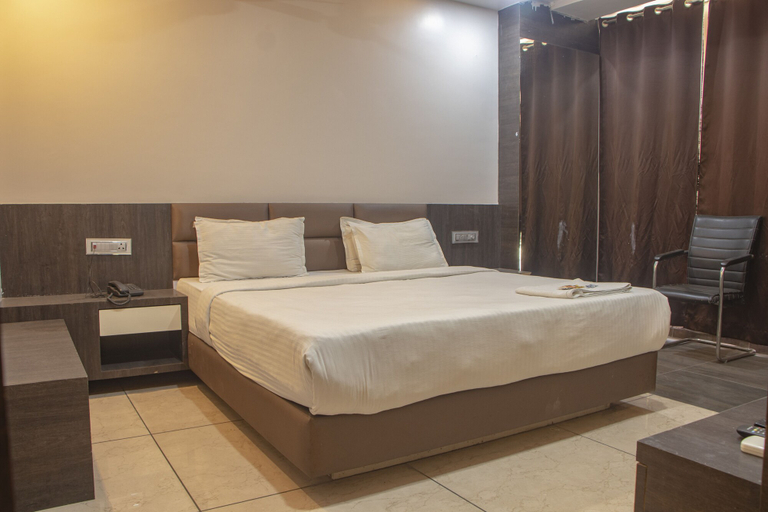 Bedroom 3, Hotel The Bentree, Bhopal, Bhopal