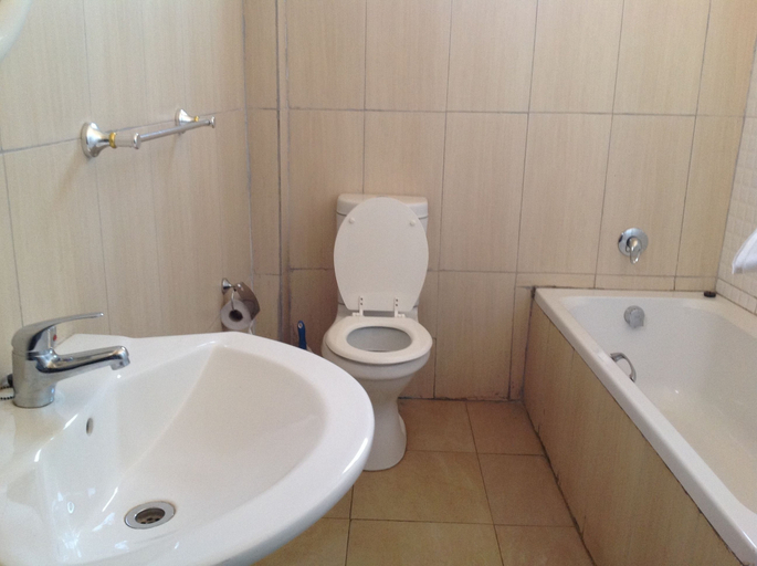 Bathroom 3, Marsy Lodge, Kalomo