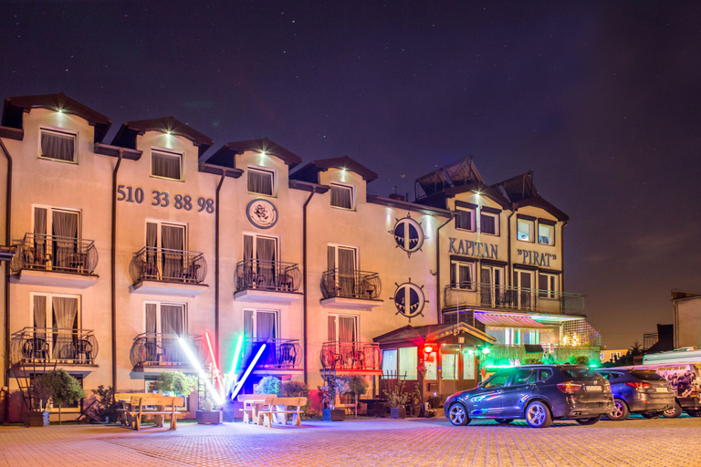 Exterior & Views