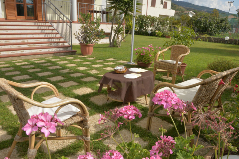 Others 5, Larus Hotel, Cosenza