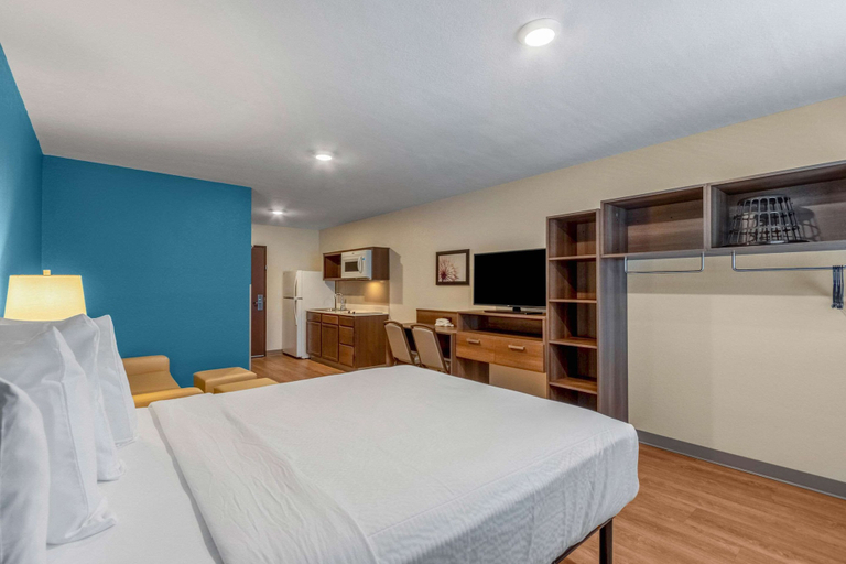 Bedroom 3, WoodSpring Suites Miramar, Broward