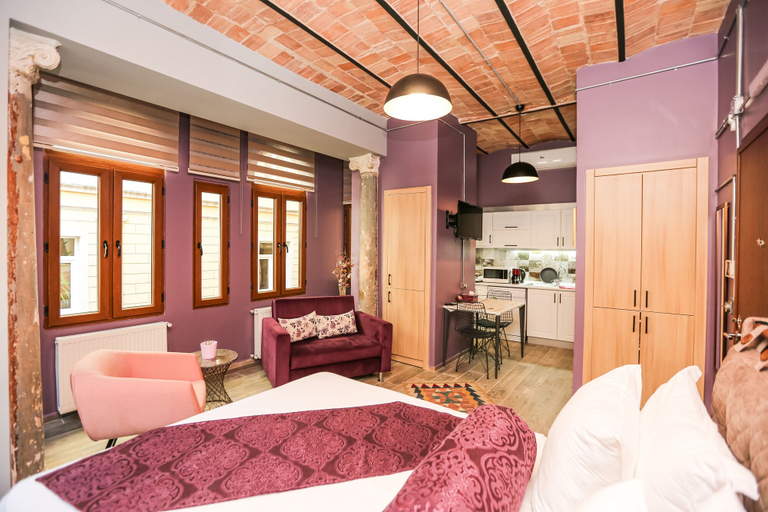 Bedroom 3, No 8 Galata, Beyoğlu