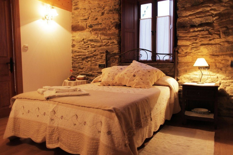 Bedroom 2, Casa Rural Penaquente, A Coruña