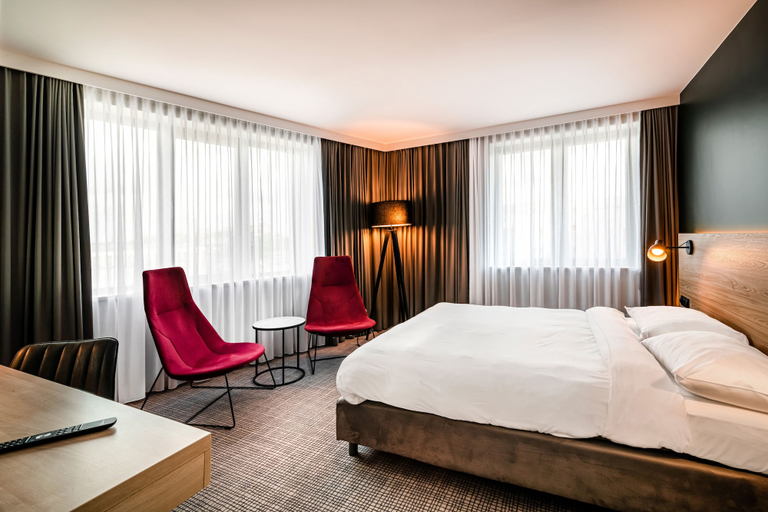 Bedroom 3, Park Inn by Radisson Krakow, Kraków City