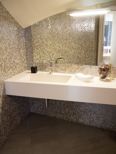 Bathroom 5, Hotel Acapulco, Rimini