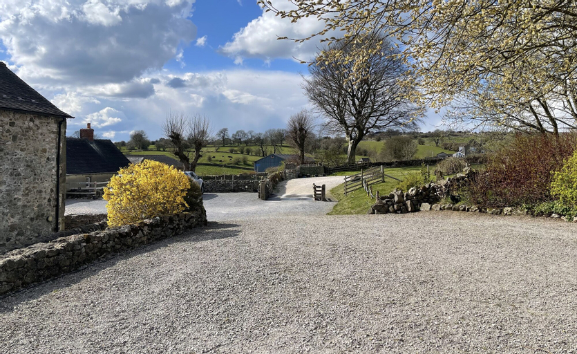 Chestnut Farm Holiday Cottages, Derbyshire