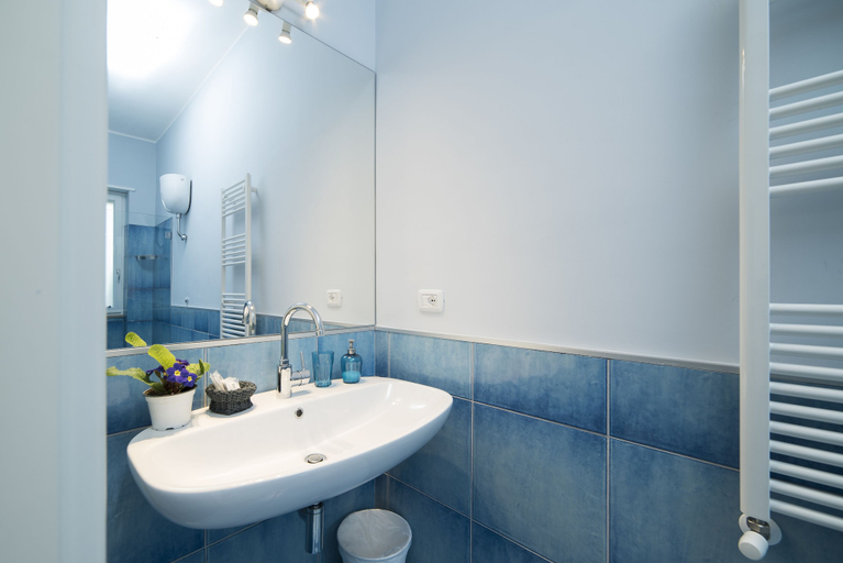 Bathroom 4, CAPRI B&B, Salerno