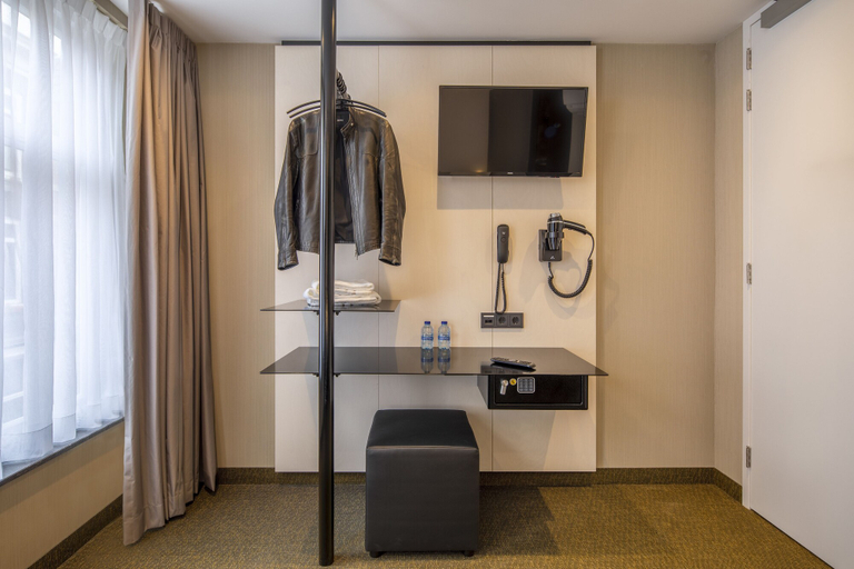 Bathroom 5, Cityview Hotel, Amsterdam