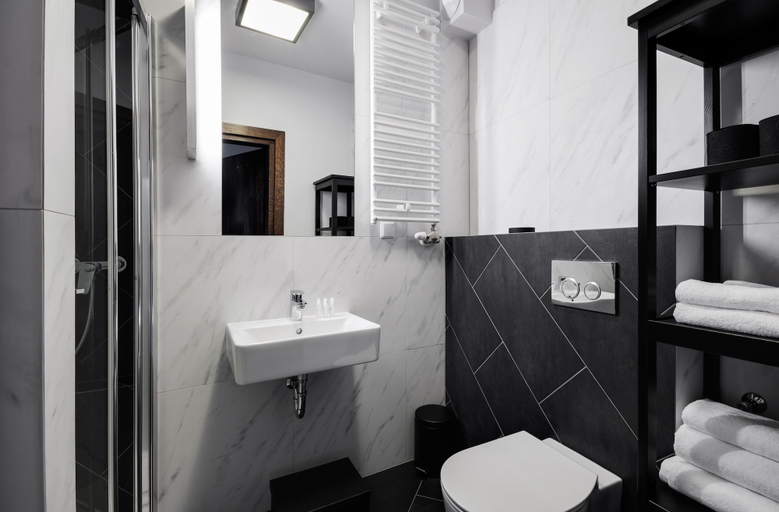 Bathroom 3, Too-good Apartments, Kraków City