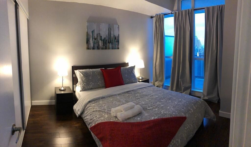Bedroom, Galaxy Suites Square One Unit 3201, Peel