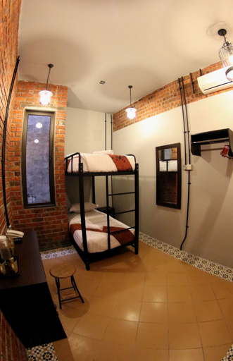 Bedroom 2, Ban Loong Hotel, Kinta