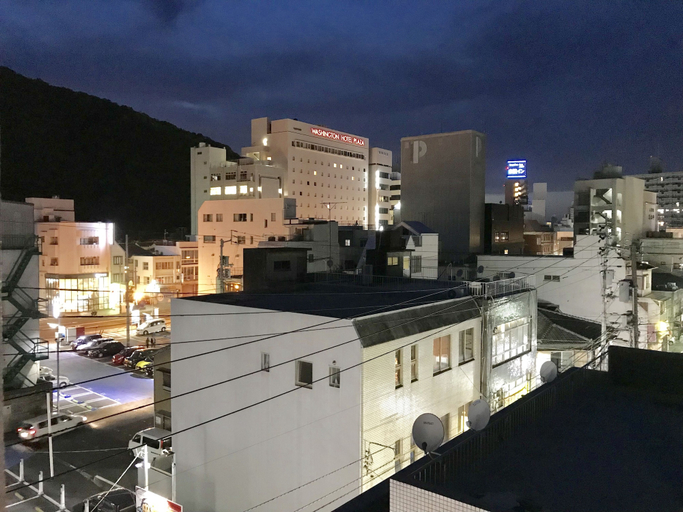 Exterior & Views 2, Guesthouse 017 Reina, Tokushima