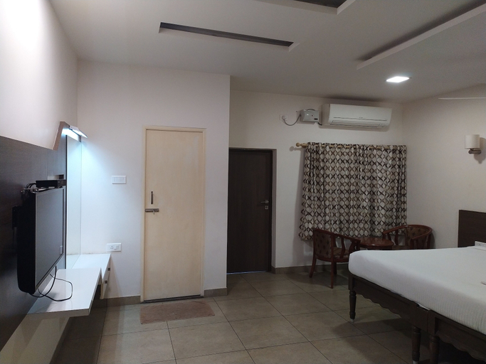 Bedroom 3, Hotel Sownthariyam, Dindigul