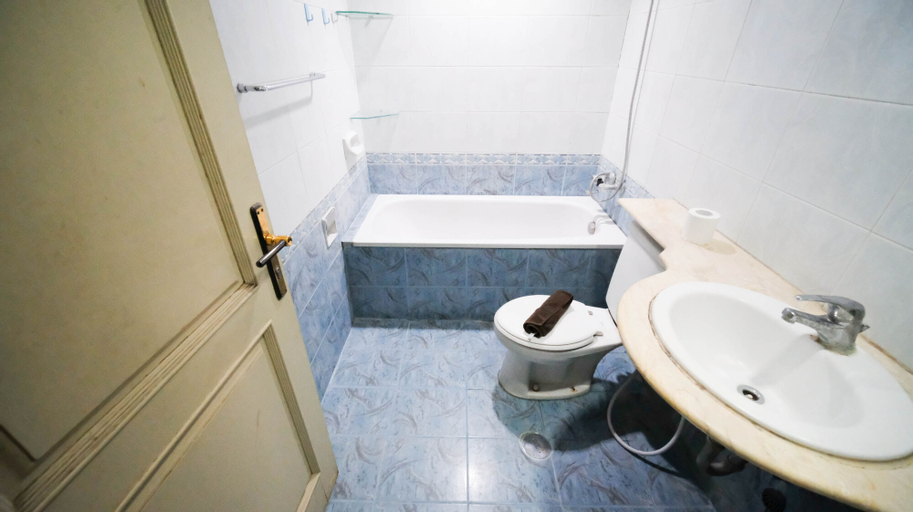 Bedroom 3, Best Deal and Homey 2BR at Taman Beverly Apartment By Travelio, Surabaya