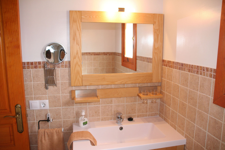 Bathroom 4, Chalet Turó, Baleares