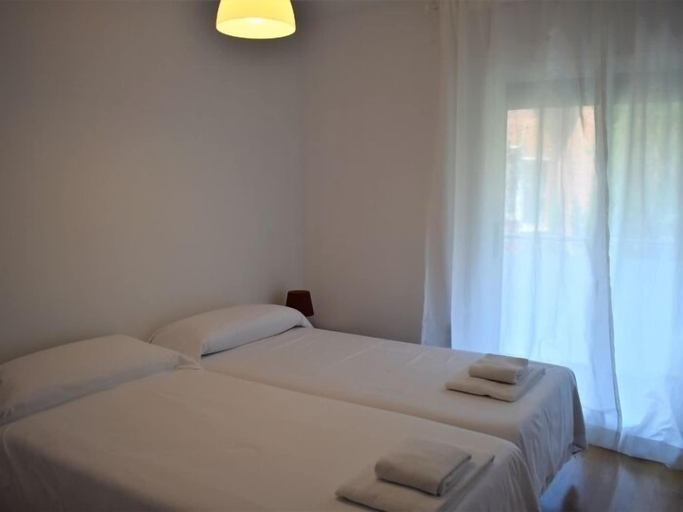 Bedroom 2, Victory Be my Guest Castelldefels, Barcelona