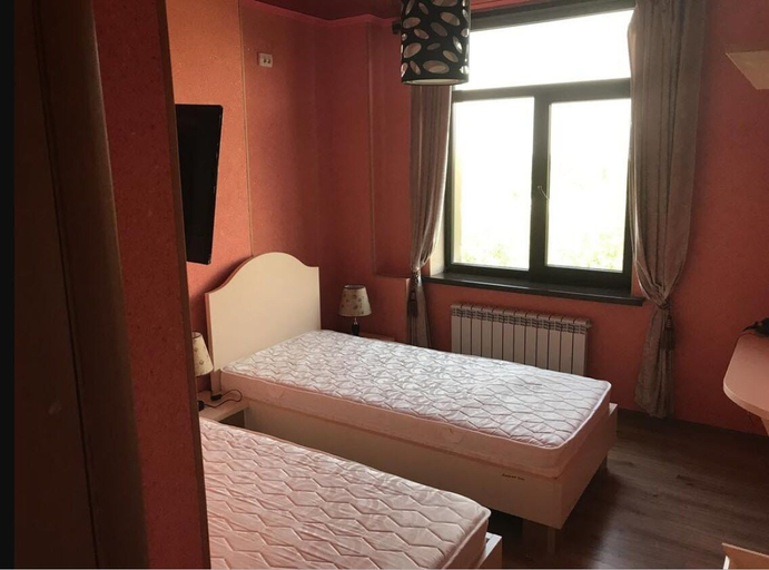 Bedroom 3, 7 days hotel, Almaty