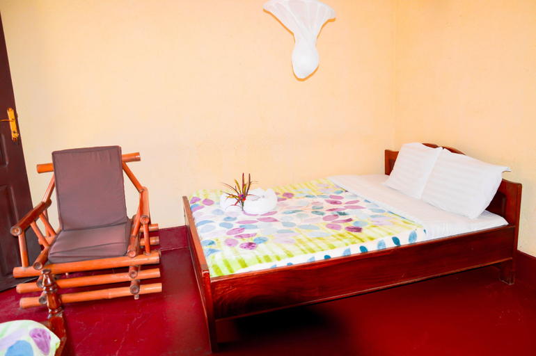 Bedroom 3, L'Oasis Lodge & Restaurant, Arusha