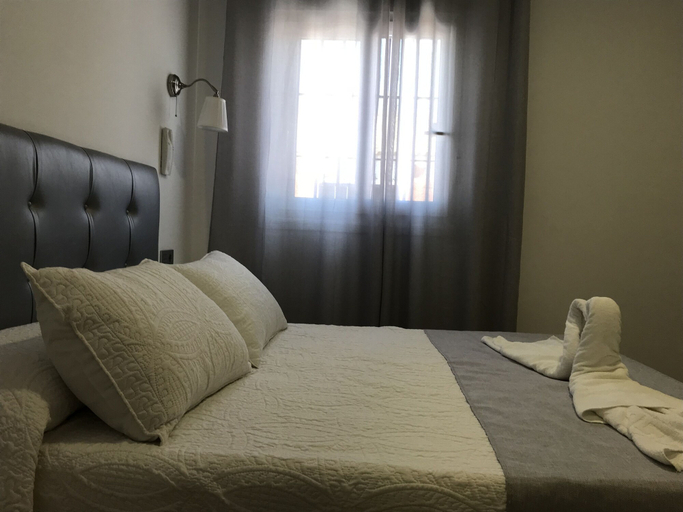 Bedroom 3, Hostal Restaurante El Mero, Cádiz