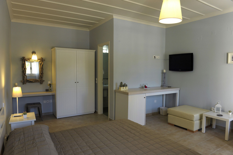 Bathroom 5, Almyris, South Aegean