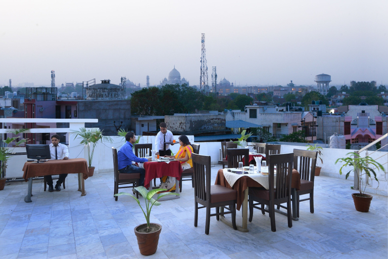 Food & Drinks 5, Hotel East Gate, Agra