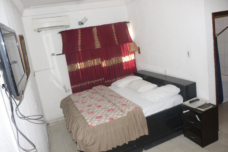 Bedroom 2, Amanda Hotels Limited, Obio/Akp