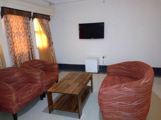 Others 4, Cadestral Zone Hotel, AbujaMun