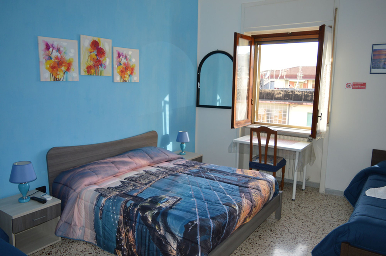 Bedroom 5, B&B Olympo, Salerno