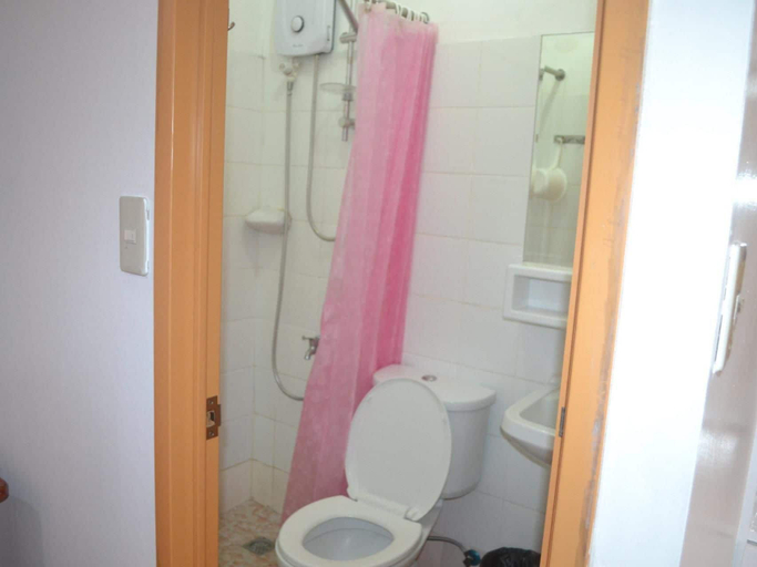 Bathroom 3, Villa Prescilla, Dumaguete City