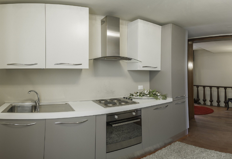 Others 4, Rialto Canal View With Terrace and Balcony by Wonderful Italy, Venezia
