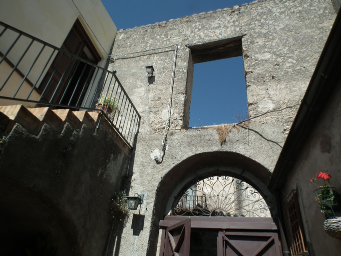 Exterior & Views 2, Casa Ferrari, Reggio Di Calabria