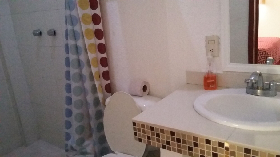 Bathroom, Hotel Hacienda de Zapata, Cuernavaca