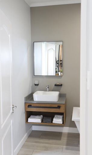 Bathroom 5, Lavender Moon Guest House, eThekwini