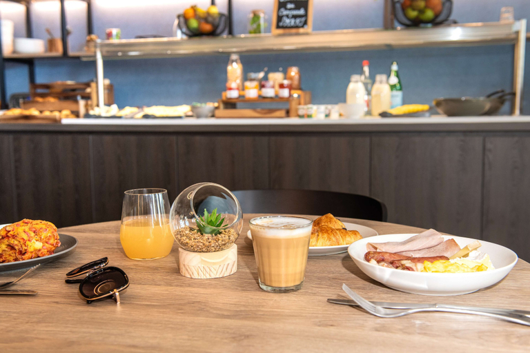 Food & Drinks 5, Campanile Smart Lyon Est - Eurexpo Bron Aviation, Rhône