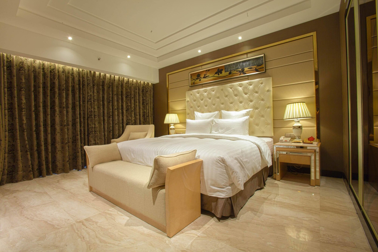 Bedroom 2, Nanning Landmark Hotel, Nanning