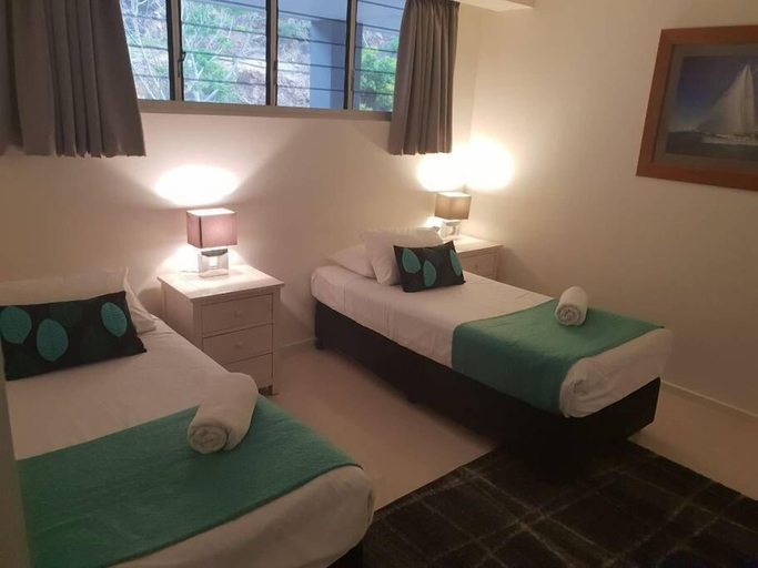 Bedroom 3, Frangipani 103, Whitsunday