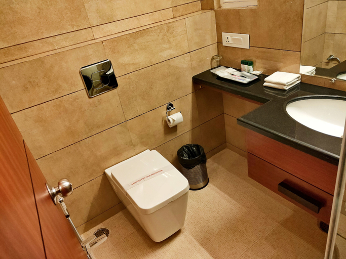 Bathroom 5, Holy River Hotel, Garhwal
