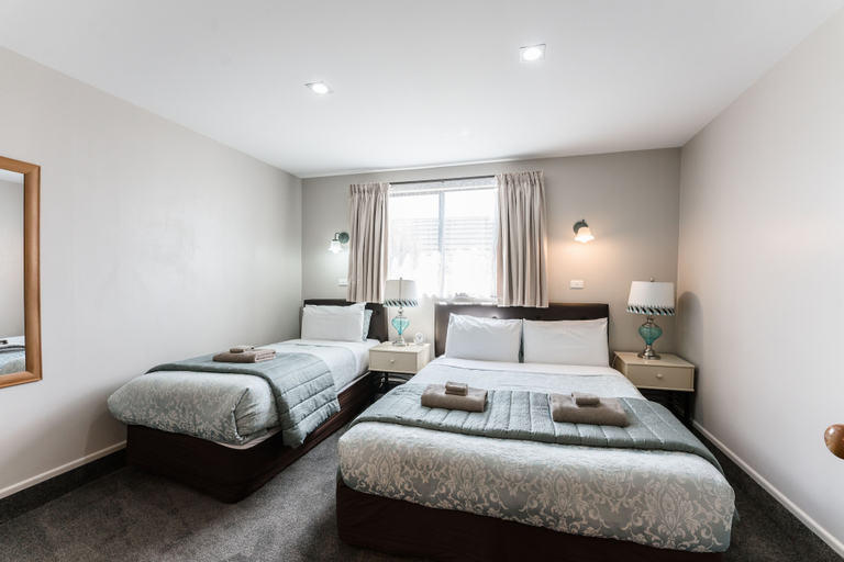 Bedroom 2, Strathern Motor Lodge, Christchurch