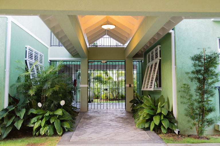 Exterior & Views 2, New Kingston Central Guest Apartment