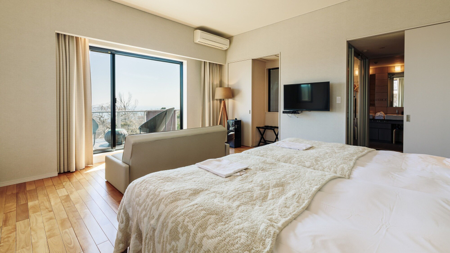 Bedroom 4, the salon Izu Kogen Hotels & Resort, Itō