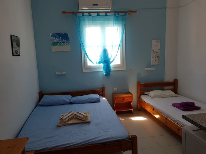 Bedroom 4, MM Studios Perissa, South Aegean