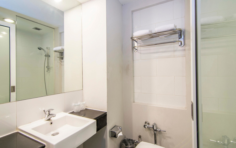 Bathroom 4, Grand Cikarang Hotel, Cikarang