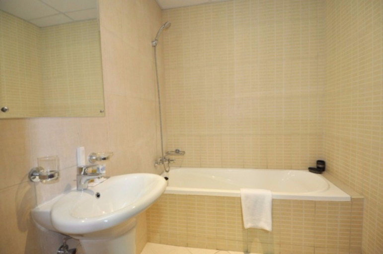 Bathroom, Piks Key- Madison Residences, Dubai